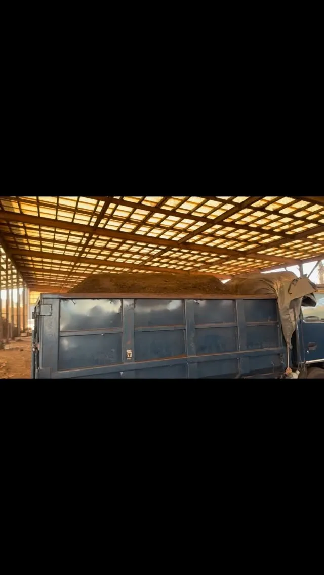 本日は堆肥の配達を行いました🚛💨。