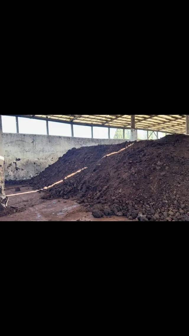 今日は堆肥作りの経過をお知らせいたします🌿。